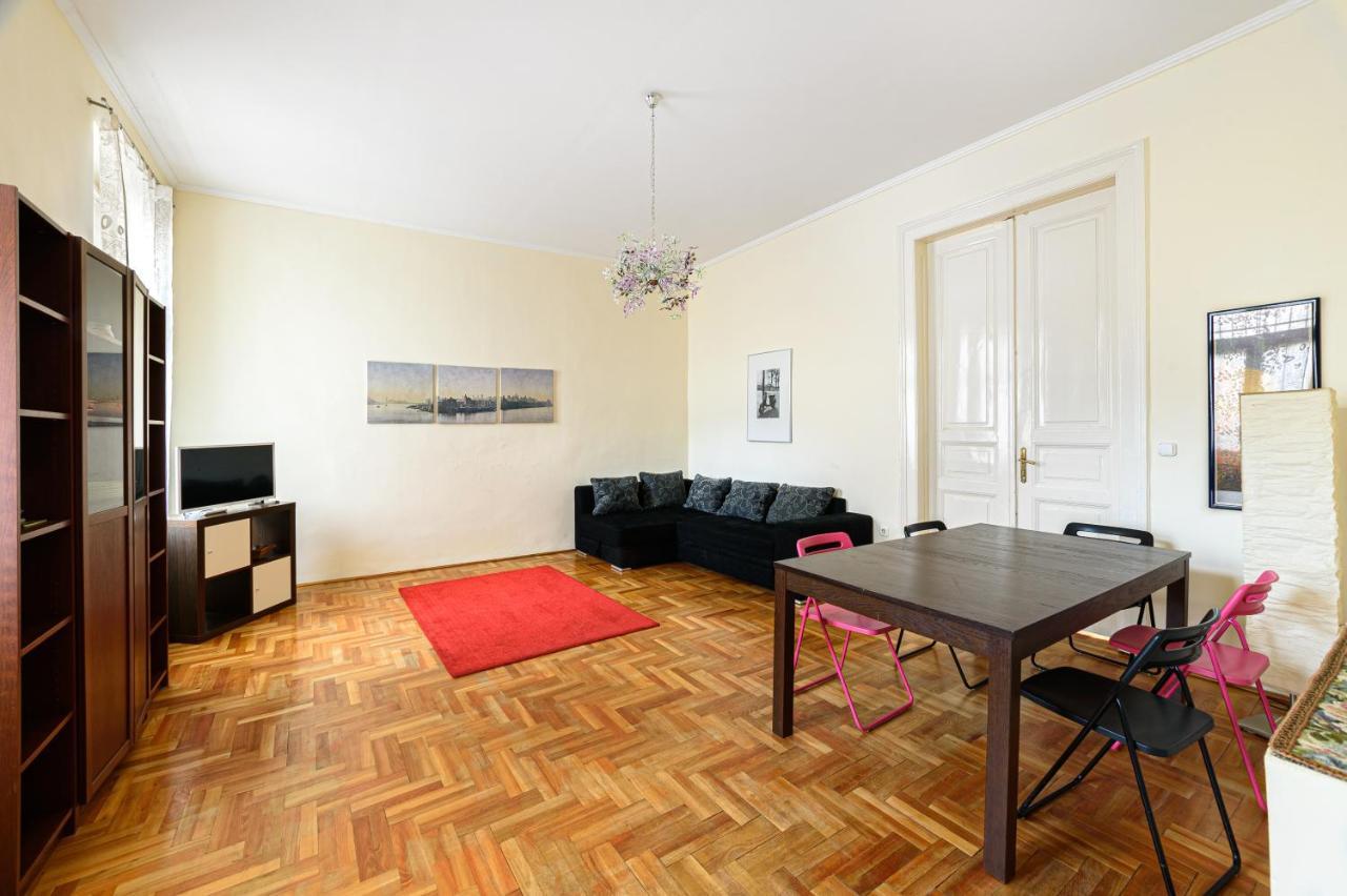 Alessia Apartment City Center Budapest Exteriör bild