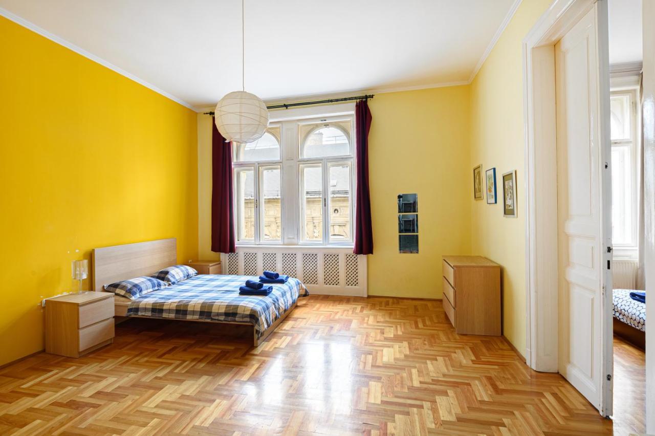 Alessia Apartment City Center Budapest Exteriör bild