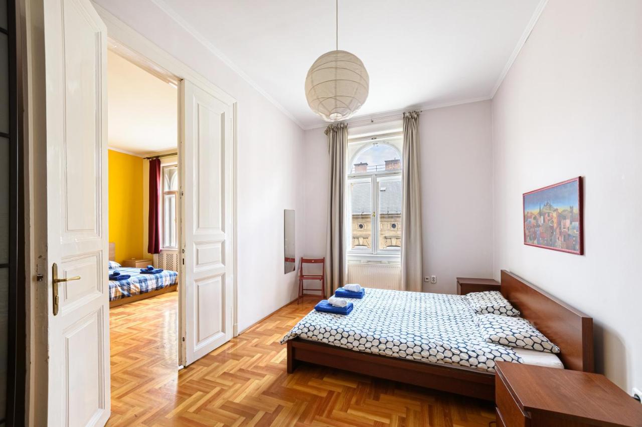 Alessia Apartment City Center Budapest Exteriör bild
